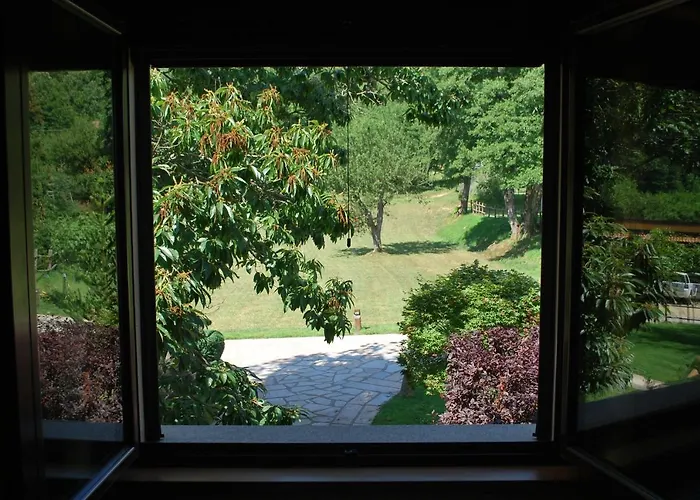 Agriturismo Roseto Hotel *